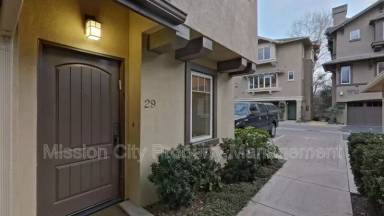 Main picture of 345 Kellogg Way