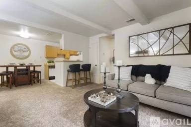 Main picture of Live Oak Apartment Homes