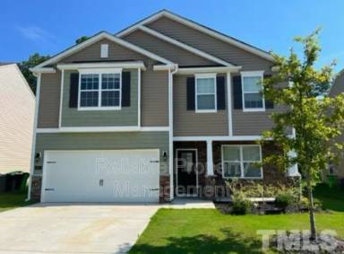 Main picture of 427 N Great White Way