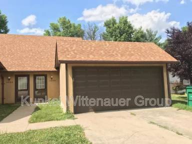 Main picture of 108 Hillcrest Dr