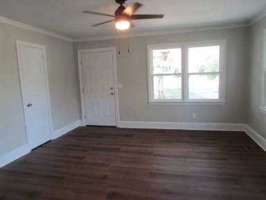 Main picture of 1914 Georgianna Dr