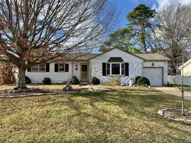 Main picture of 143 Hill Prince Rd