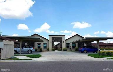 Main picture of 3611 Paola St