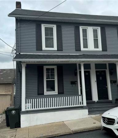 Main picture of 213 Penn St