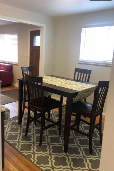 Main picture of 6482 Zephyr St