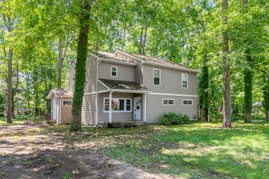 Main picture of 400 Hamilton Rd