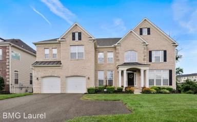 Main picture of 10416 Marlboro Pike
