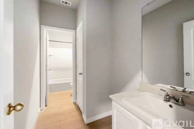 Main picture of 2216 Fairfield Ave