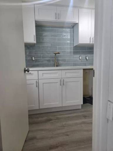 Main picture of 6410 Ridgewood Ave