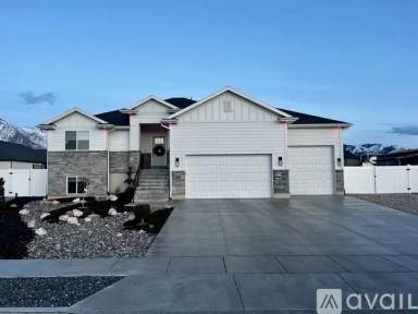 Main picture of 3106 N 2525 W