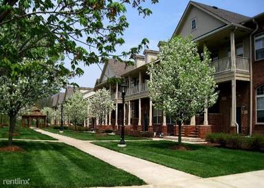 Main picture of 421 Village Dr