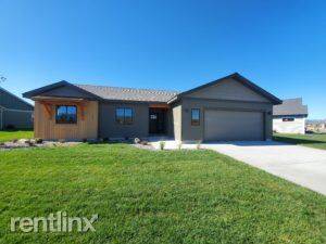 Main picture of 118 Sage Grouse Way