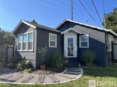 Main picture of 2300 E 16th St