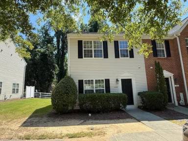 Main picture of 146 Forthview Way