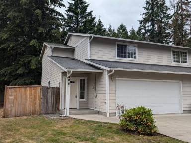 Main picture of 9027 208th Street Ct E