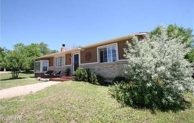Main picture of 5295 El Camino Dr