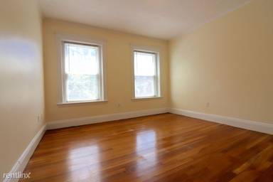Main picture of 312 Tappan St