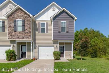 Main picture of 311 Cedar Island Trl