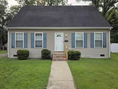 Main picture of 811 Roger St