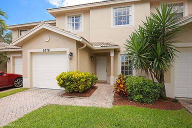Main picture of 6376 Park Lake Cir