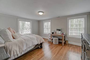 Main picture of 139 Rosedale Cir