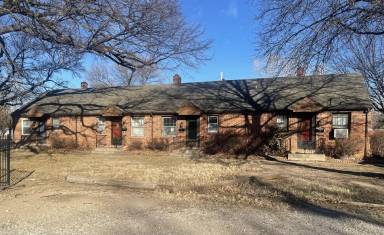 Main picture of 530 S Bluff Ave