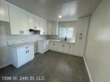 Main picture of 1596 W 24th St