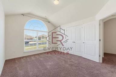 Main picture of 6705 Black Springs Dr