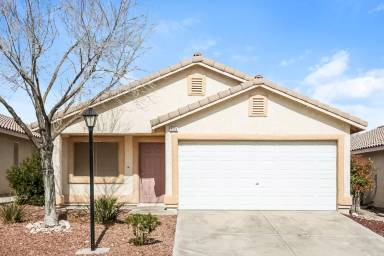 Main picture of 9008 Crooked Shell Ave