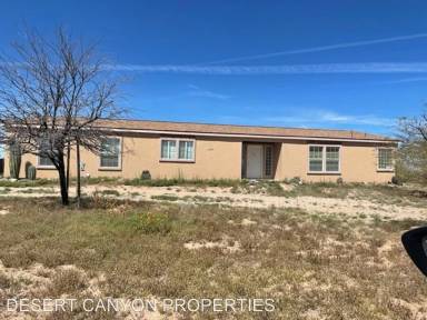 Main picture of 44012 W Baca Rd