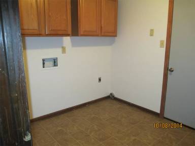 Main picture of 1303 E County Road 200 S