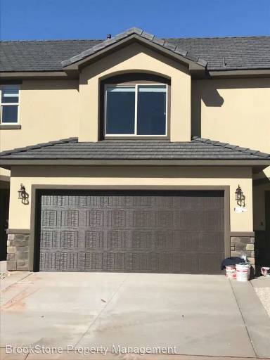 Main picture of Blackhawk Townhomes