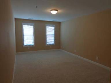 Main picture of 144 N Hines St