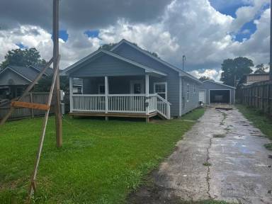 Main picture of 7261 Terrell St