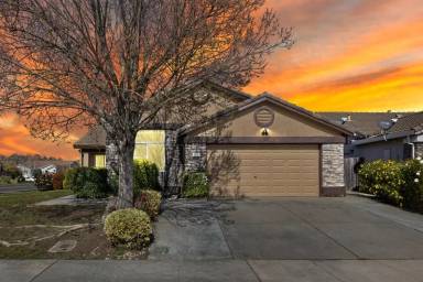 Main picture of 9958 Tarzo Way