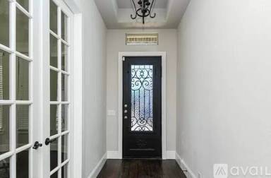 Main picture of 2404 Cabrillo Ln