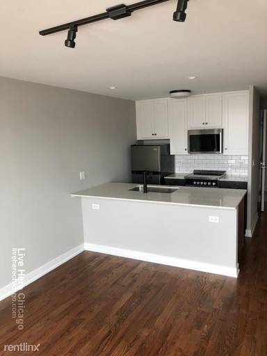 Main picture of 5910 N Sheridan Rd