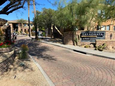 Main picture of Larronata Condominiums