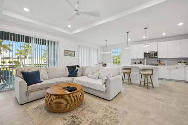 Main picture of 26300 Coco Cay Cir