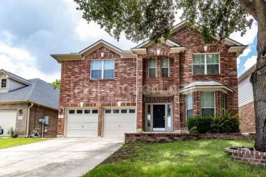 Main picture of 551 Ginsberg Dr