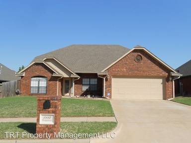 Main picture of 3112 NE Georgetown Ave