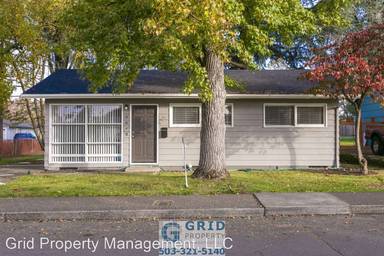 Main picture of 8843 SE Rural St