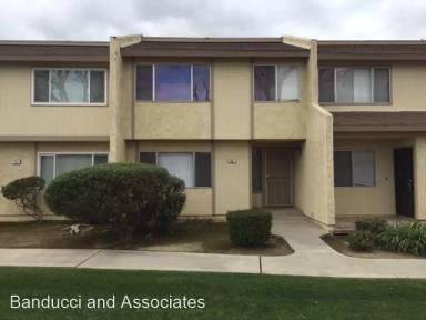 Main picture of 930 Olive Dr Condos