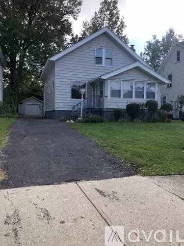 Main picture of 3394 Altamont Ave