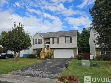 Main picture of 2339 Oakleaf Dr NW