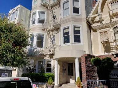 Main picture of 2134 Green St