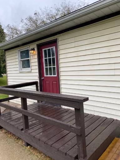 Main picture of 262 Close St