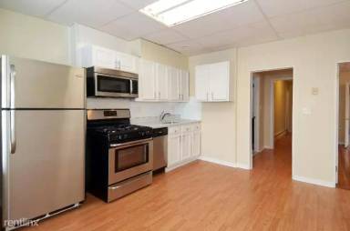 Main picture of 121 Cottage St
