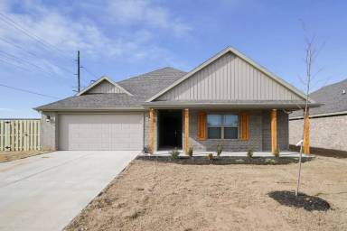 Main picture of 800 Copper St