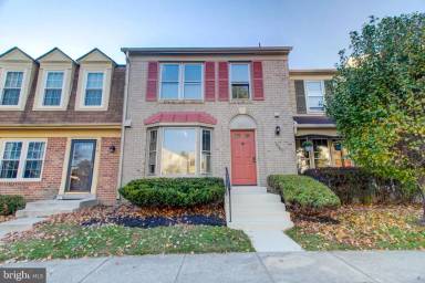 Main picture of 5416 New London Park Dr